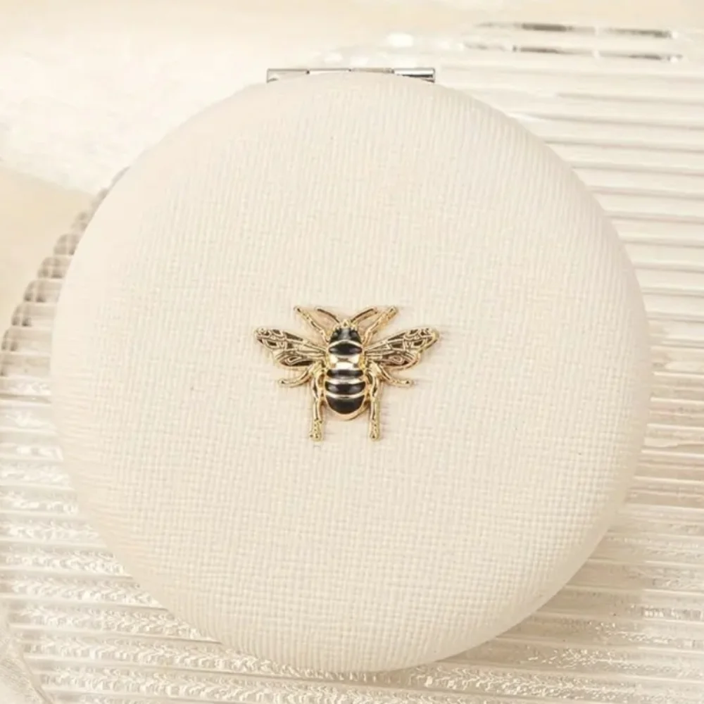 Beautiful Bee Compact Mirror NEW